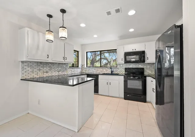 3rd image of 7100 Kenosha Pass, Austin, TX 78749 | MLS# 1532963