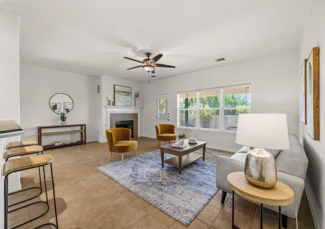 Photo 4 of Single family home for sale at 1410 Tumbling River Dr, Leander, TX 78641 | MLS# 8745712 | Listing updated on 2026-10-06