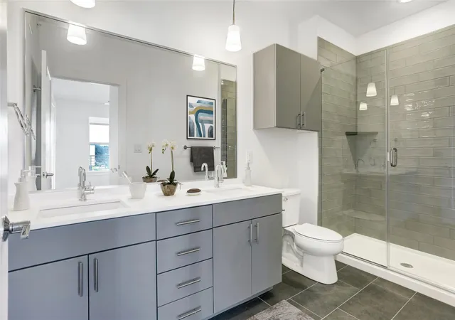Listing Photo 5 - Condo for sale in building located at 4801 Springdale Rd, Austin, TX 78723 - Unit #2309