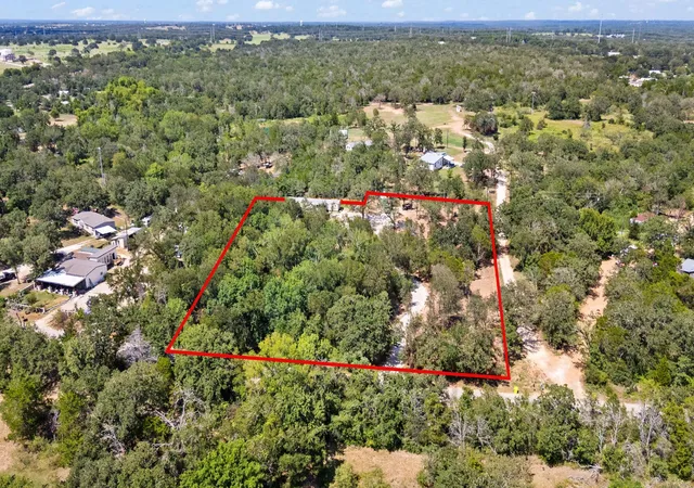 1st image of 215 Sayers Dr, Bastrop, TX 78602 | MLS# 1525175