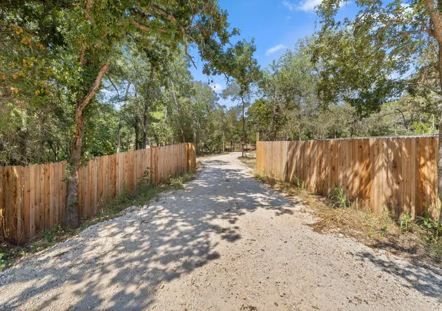 5th image of 215 Sayers Dr, Bastrop, TX 78602 | MLS# 1525175