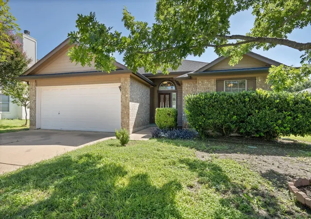 Photo 2 of Single family home for sale at 600 Sparkling Brk Ln, Leander, TX 78641 | MLS# 3957622 | Listing updated on 2026-08-15