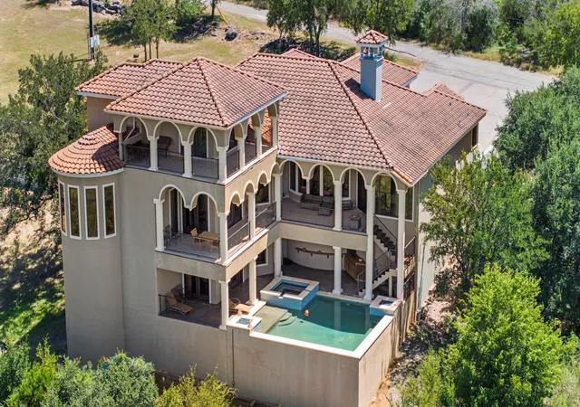 1st image of 301 Circle Dr, Horseshoe Bay, TX 78657 | MLS# 3007493