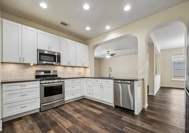 3rd image of 2307 Hayfield Sq, Pflugerville, TX 78660 | MLS# 8539458