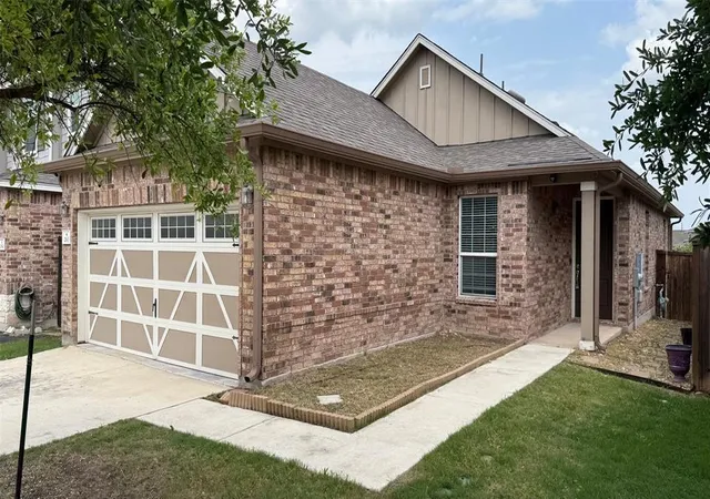 Photo 2 of Single family home for sale at 260 Sage Derby Dr #88, Hutto, TX 78634 | MLS# 2397630 | Listing updated on 2026-09-05