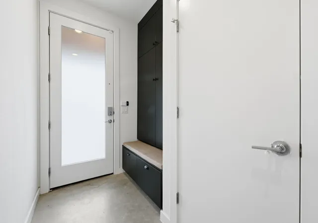 4th image of 814 N Bluff Dr #93, Austin, TX 78745 | MLS# 5439373