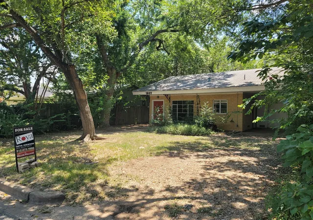 3rd image of 1807 W 38Th St, Austin, TX 78731 | MLS# 9336827