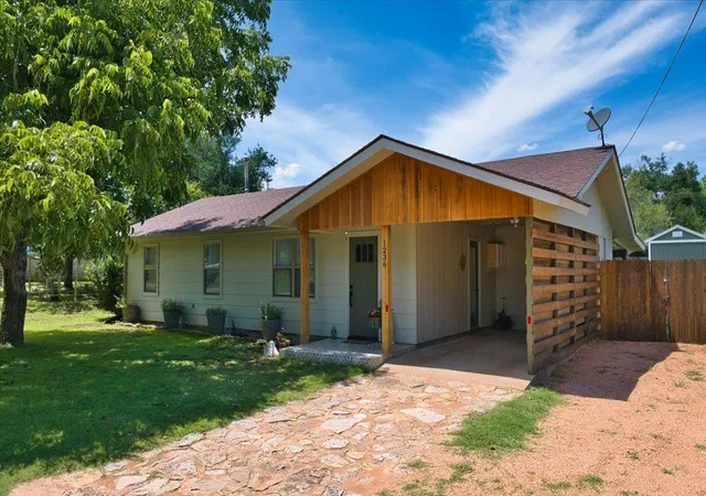 Photo 1 of Single family home for sale at 1236 Martin St, Mason, TX 76856 | MLS# 1311016 | Listing updated on 2026-08-10