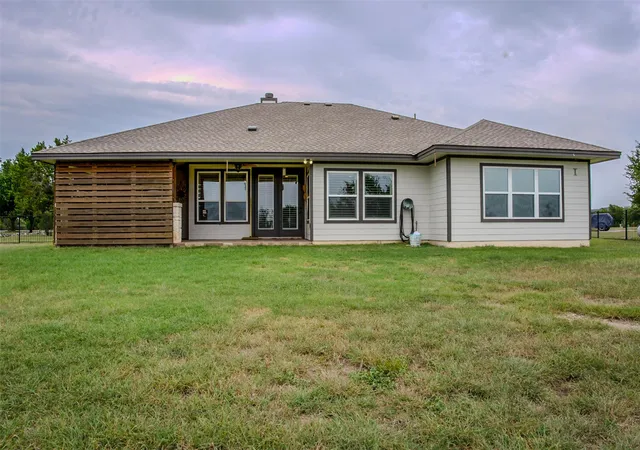 Photo 4 of Single family home for sale at 105 Sonora Dr, Bertram, TX 78605 | MLS# 3541124 | Listing updated on 2026-10-09