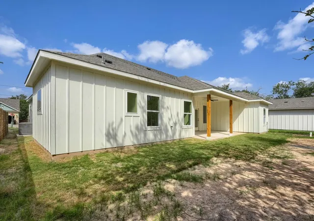 31st image of 334 Nene Ln, Bastrop, TX 78602 | MLS# 2847484