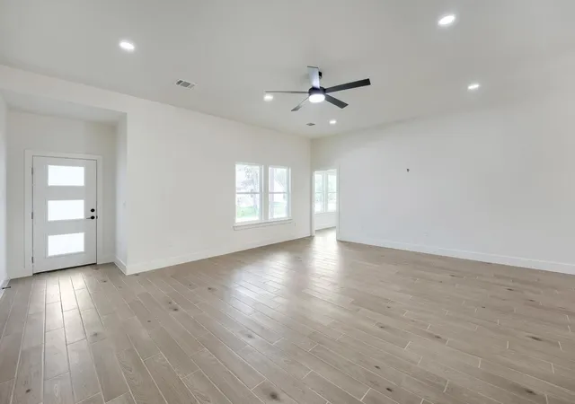 5th image of 334 Nene Ln, Bastrop, TX 78602 | MLS# 2847484