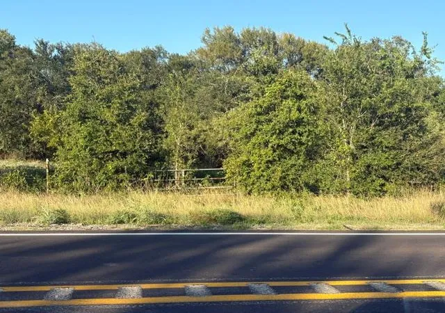 2nd image of 1401 Fm 713, Lockhart, TX 78644 | MLS# 9699548