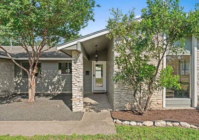 2nd image of 9803 Chukar Cir, Austin, TX 78758 | MLS# 2937969