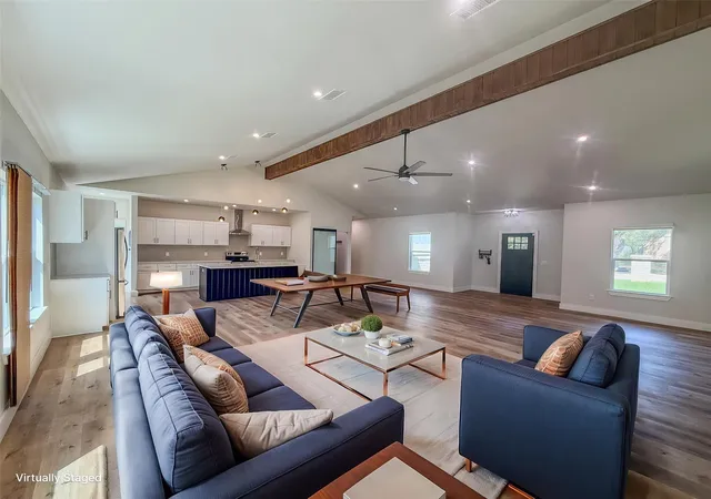 3rd image of 54 Persimmon Dr Dr, Wimberley, TX 78676 | MLS# 2673578