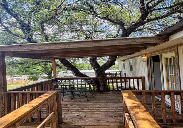 3rd image of 1092 Willow Dr, Canyon Lake, TX 78133 | MLS# 1517551