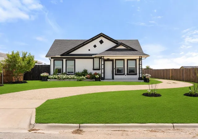 1st image of 360 Vaquero Ln, Kyle, TX 78640 | MLS# 6106118