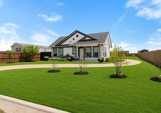 2nd image of 360 Vaquero Ln, Kyle, TX 78640 | MLS# 6106118