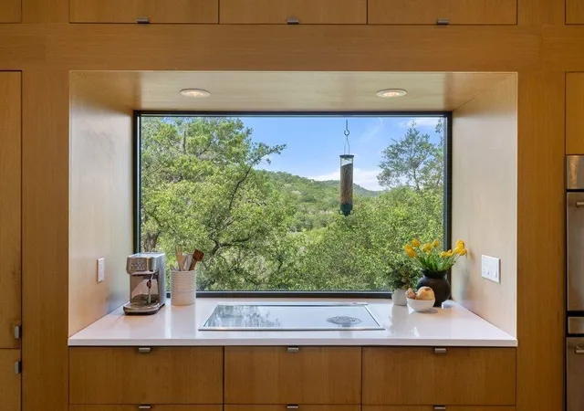 4th image of 801 The High Rd, Austin, TX 78746 | MLS# 6213405