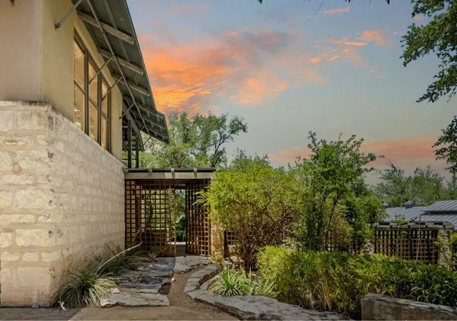 2nd image of 25014 Pedernales Canyon Trl, Spicewood, TX 78669 | MLS# 4161707