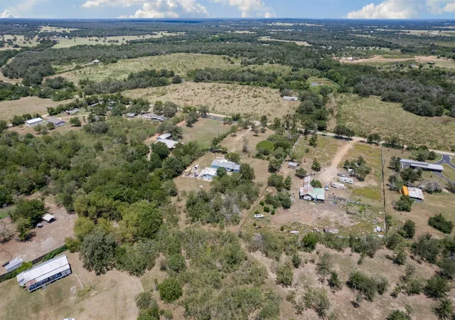 33rd image of 147 Community Center Rd, Rosanky, TX 78953 | MLS# 1302246