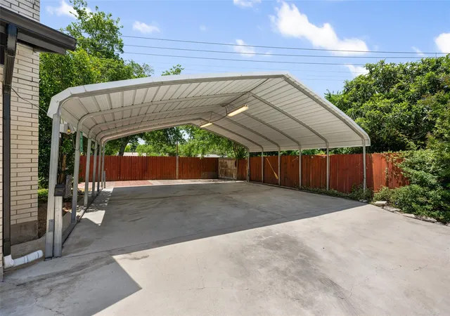 5th image of 8500 Woodstone Dr Dr #Unit A and Unit B, Austin, TX 78757 | MLS# 8474030