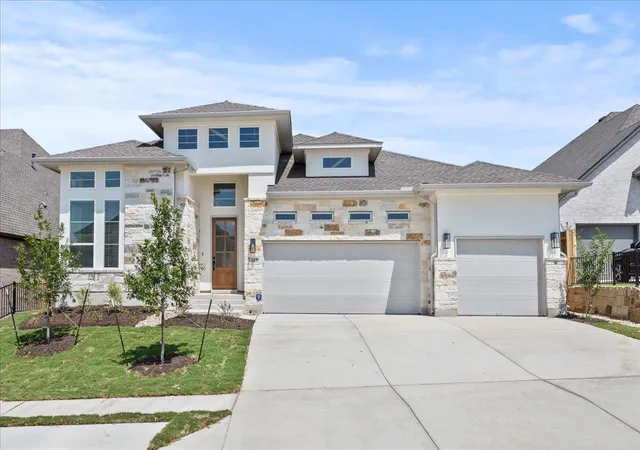 1st image of 204 Firethorn Cv, Marble Falls, TX 78654 | MLS# 9812030
