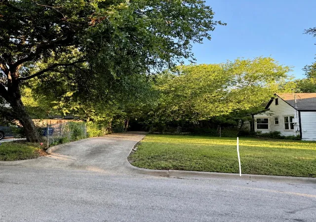 Photo 2 of Land for sale at 3904 Willbert Rd, Austin, TX 78751 | MLS# 8546922 | Listing updated on 2026-08-26