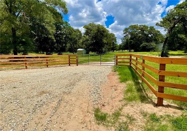 1st image of 10571 County Road 321, Caldwell, TX 77836 | MLS# 7368448