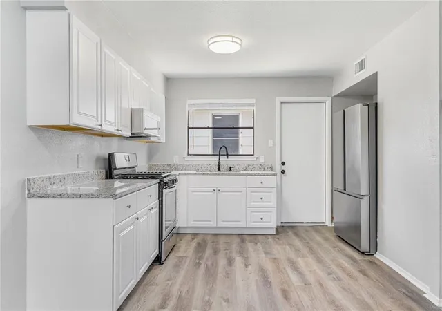 Photo 3 of Single family home for sale at 5645 Pinon Vista Dr, Austin, TX 78724 | MLS# 8618038 | Listing updated on 2026-09-23