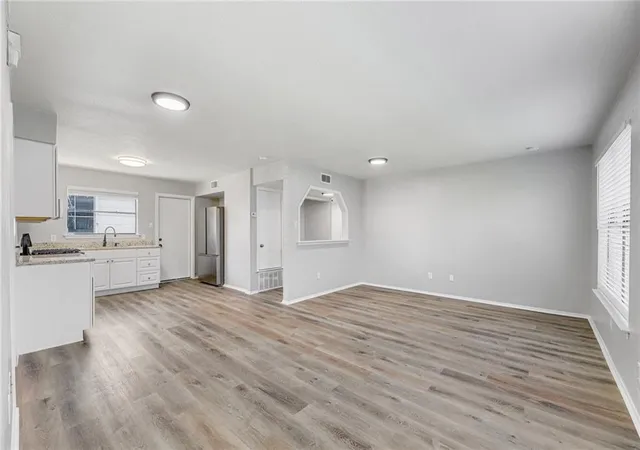 Photo 4 of Single family home for sale at 5645 Pinon Vista Dr, Austin, TX 78724 | MLS# 8618038 | Listing updated on 2026-09-23