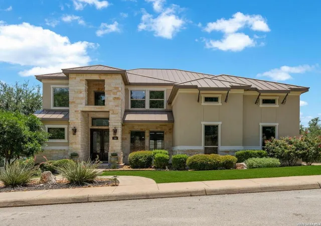 3rd image of 310 Majestic Blf, San Antonio, TX 78258 | MLS# 1995015