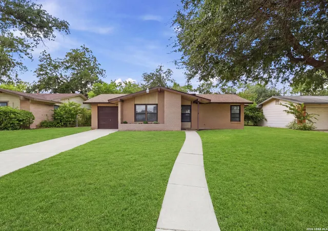 Photo 1 of Single family home for sale at 429 E Wright Blvd, Universal City, TX 78148 | MLS# 2001883 | Listing updated on 2026-08-13