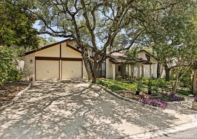 Photo 3 of Single family home for sale at 3511 Hunters Sound St, San Antonio, TX 78230 | MLS# 2005096 | Listing updated on 2026-09-17