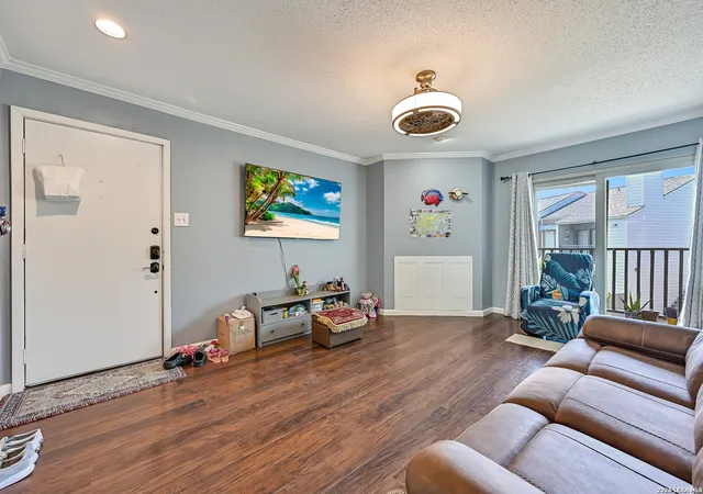 3rd image of 3220 69Th St #APT J6, Galveston, TX 77551 | MLS# 2008924