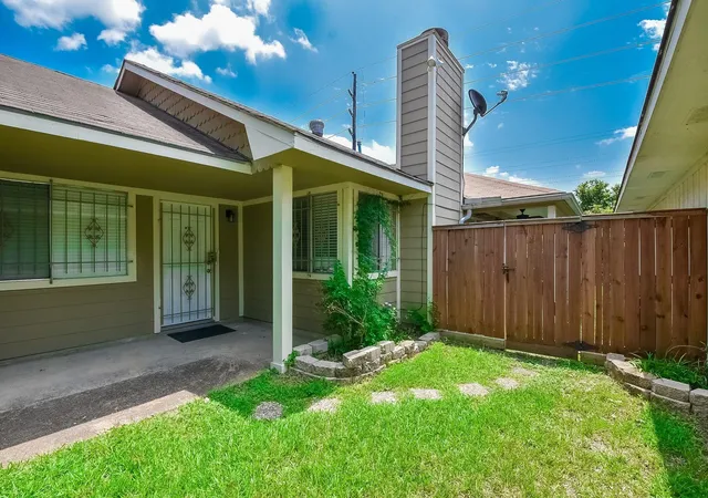 Photo 3 of Single family home for sale at 3723 Varla Ln, Houston, TX 77014 | MLS# 71411690 | Listing updated on 2026-09-21