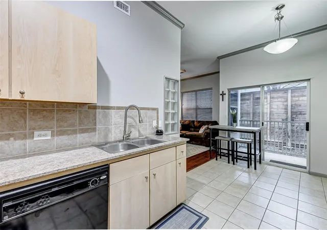 Photo 3 of Condo for sale at 1441 East St #108, Houston, TX 77007 | MLS# 79157707 | Listing updated on 2026-08-09