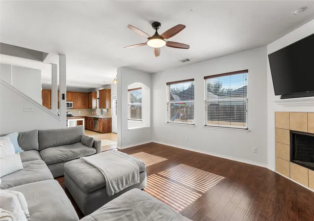 Photo 4 of Single family home for sale at 7419 Chathan Glen Ln, Richmond, TX 77407 | MLS# 29919063 | Listing updated on 2026-10-08