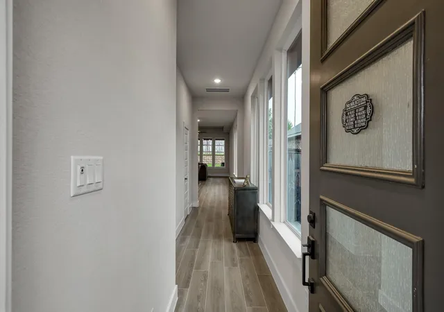 Photo 3 of Single family home for sale at 363 Mallorn Ln, Montgomery, TX 77316 | MLS# 37124392 | Listing updated on 2026-08-17