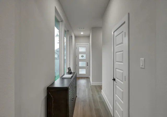 Photo 4 of Single family home for sale at 363 Mallorn Ln, Montgomery, TX 77316 | MLS# 37124392 | Listing updated on 2026-08-17