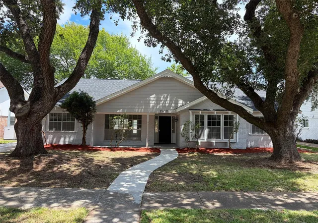 1st image of 7610 Westwind Ln, Houston, TX 77071 | MLS# 31694133