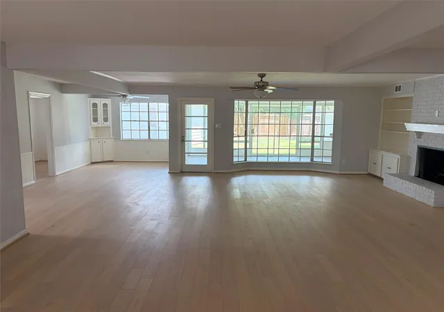 2nd image of 7610 Westwind Ln, Houston, TX 77071 | MLS# 31694133