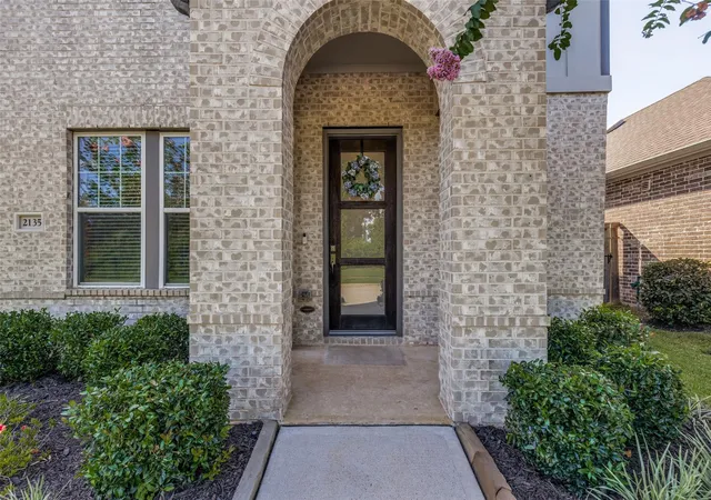 Photo 3 of Single family home for sale at 2135 Creekside Breeze Dr, Missouri City, TX 77459 | MLS# 55956189 | Listing updated on 2026-09-24