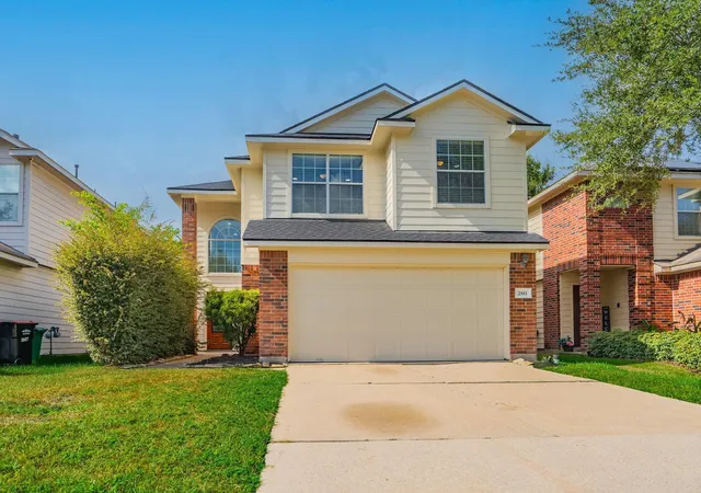 Photo 3 of Single family home for sale at 2811 Chaplin Pl Dr, Humble, TX 77396 | MLS# 90862349 | Listing updated on 2026-09-11