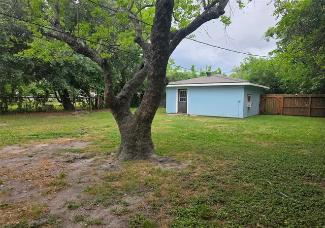 14th image of 209 Franlee St, La Marque, TX 77568 | MLS# 27923117