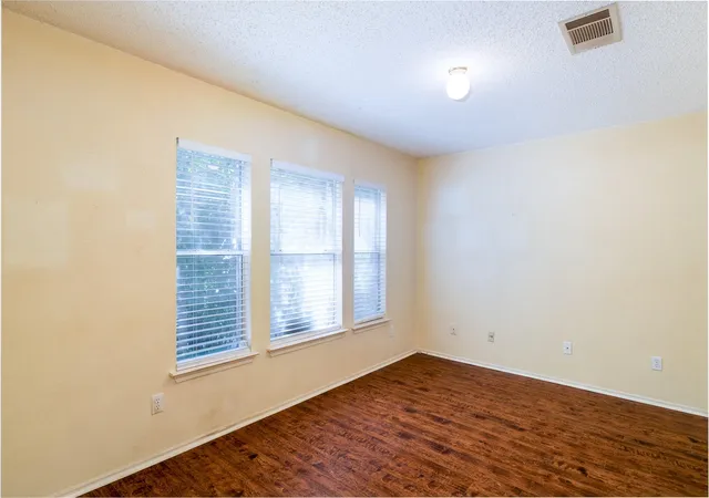 Photo 4 of Single family home for sale at 1225 Minerva St, Austin, TX 78753 | MLS# 95450337 | Listing updated on 2026-08-22
