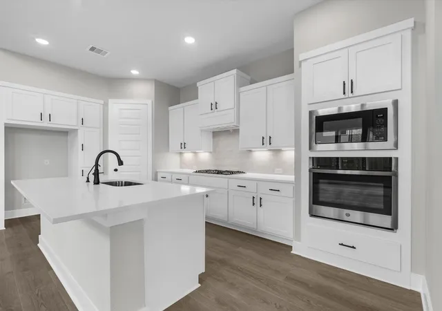 3rd image of 22618 Ruby Forest Rd, Tomball, TX 77377 | MLS# 78675865