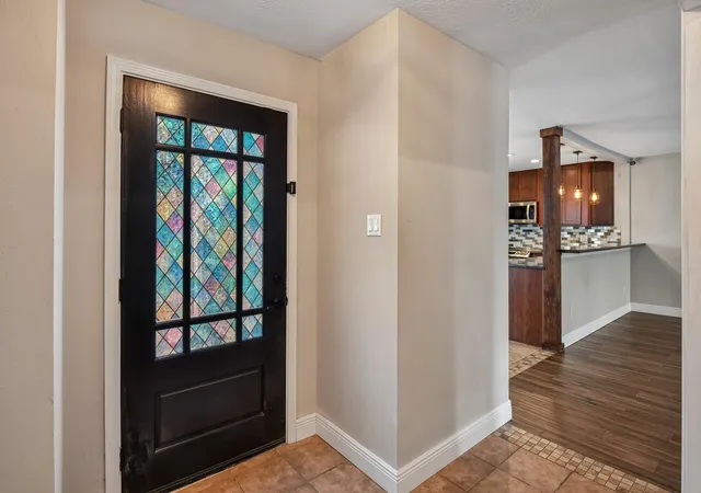 4th image of 2703 Shady Ln, Webster, TX 77598 | MLS# 25697205