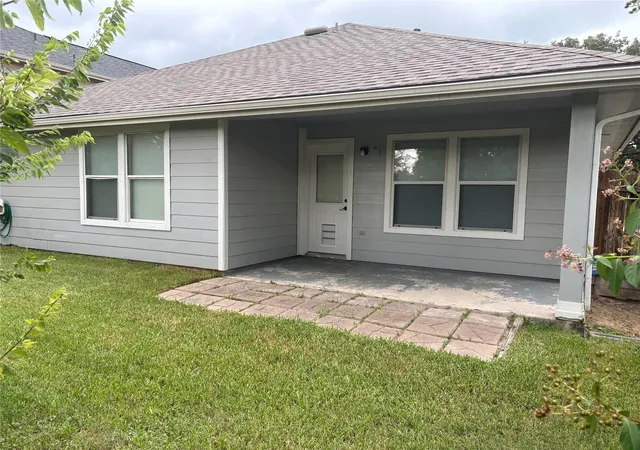 3rd image of 19814 Twin Rivers Dr, Tomball, TX 77375 | MLS# 97587023
