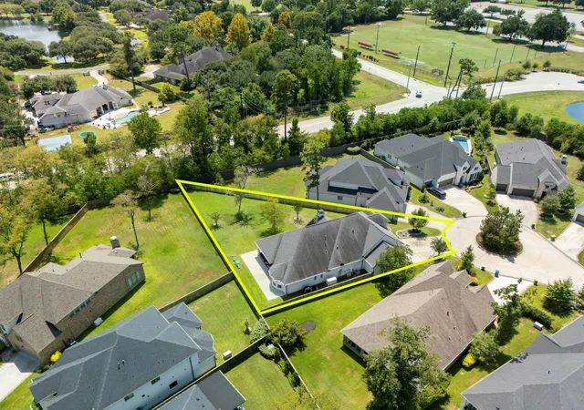 30th image of 55 Cassena Grove Pl, Tomball, TX 77375 | MLS# 41329735