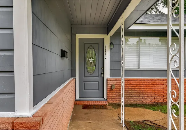 5th image of 1115 Avenue E, Rosenberg, TX 77471 | MLS# 52988865